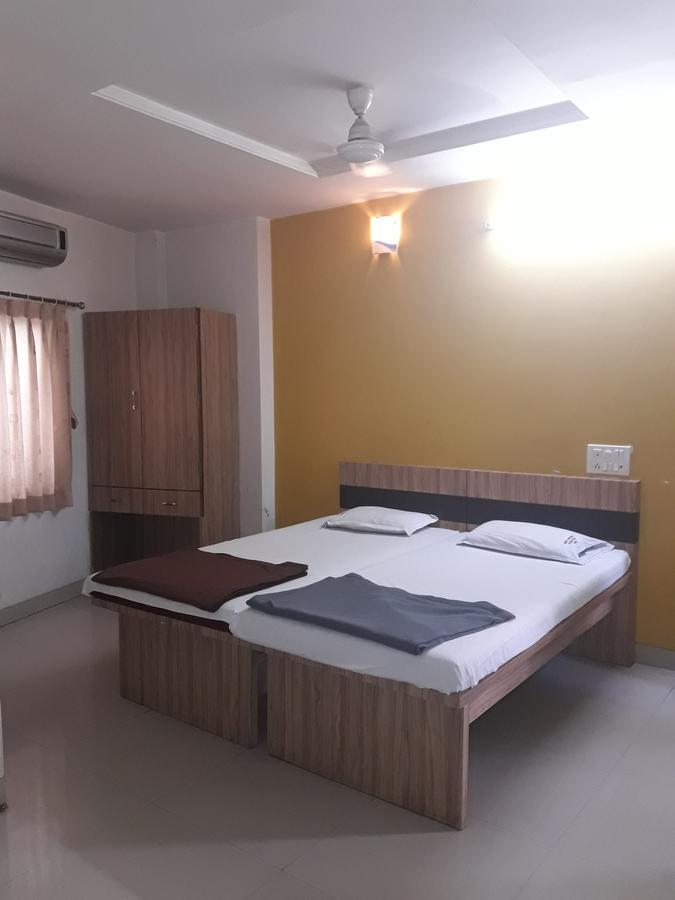 Hotel Pariwar Aurangabad  Exteriör bild